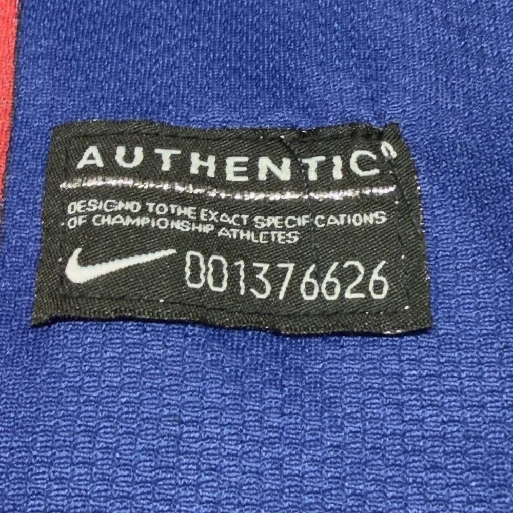 2010-11 Nike Barcelona FCB Soccer Kit Jersey Small S Futbol‎ Soccer Authentic